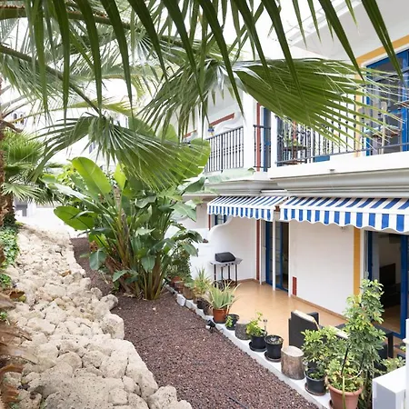 아파트 Lava Apartment.terrace And Swimmingpool